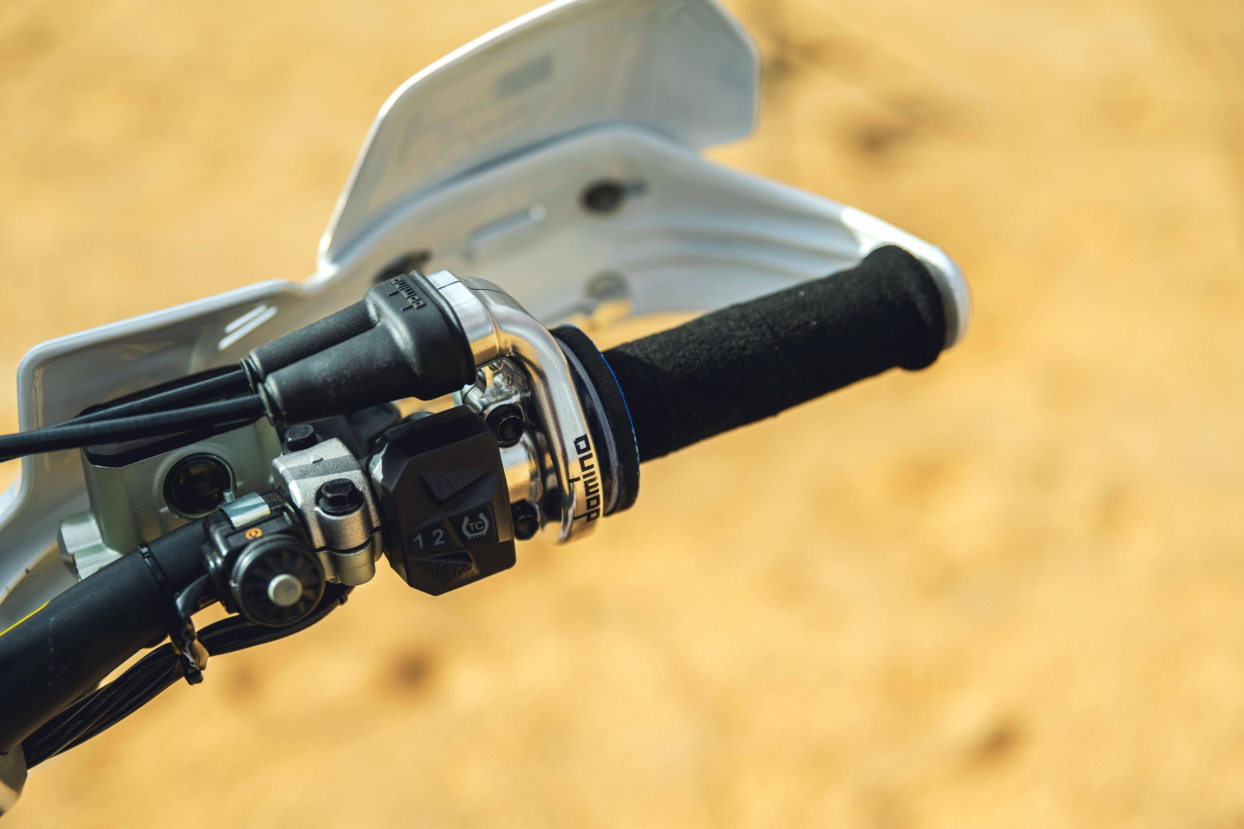 阿扎伦卡赛事官方发布挺进下一轮新规，C9争议不断！