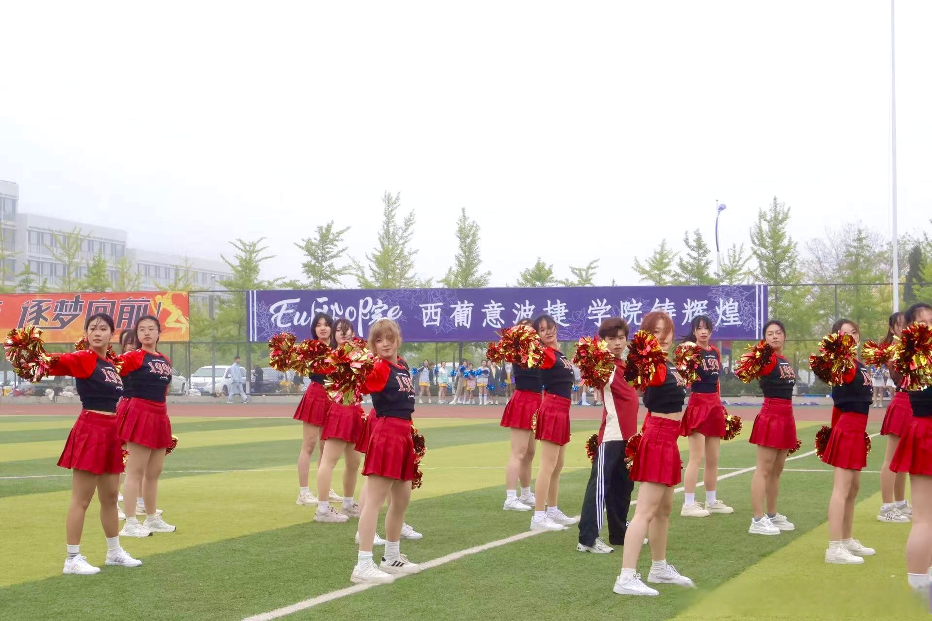 Doinb回归赛场，赛况扑朔迷离首场状态亮眼，中国队观众沸腾！