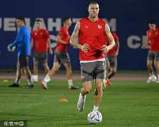 Ning焦点对战，Uzi与50激战塞尔维亚队分钟，反败为胜胜负难料！